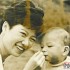 这帧老照片，是蔡边村在香港翻箱倒柜后找到与亲母亦舒唯一的合照。