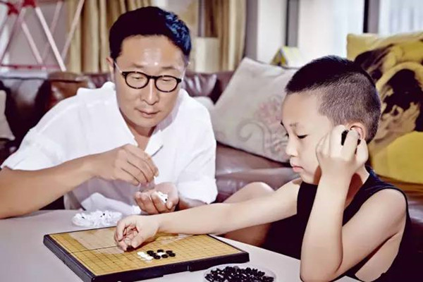 《爸爸去哪儿》林永健“刀子嘴，豆腐心”的教育方式好吗？